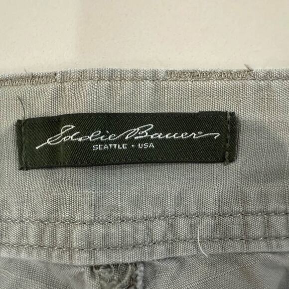 Eddie Bauer Blakely Fit Cropped Cargo Capri Utility Pants Women's 8 Sage Green - Picture 5 of 10
